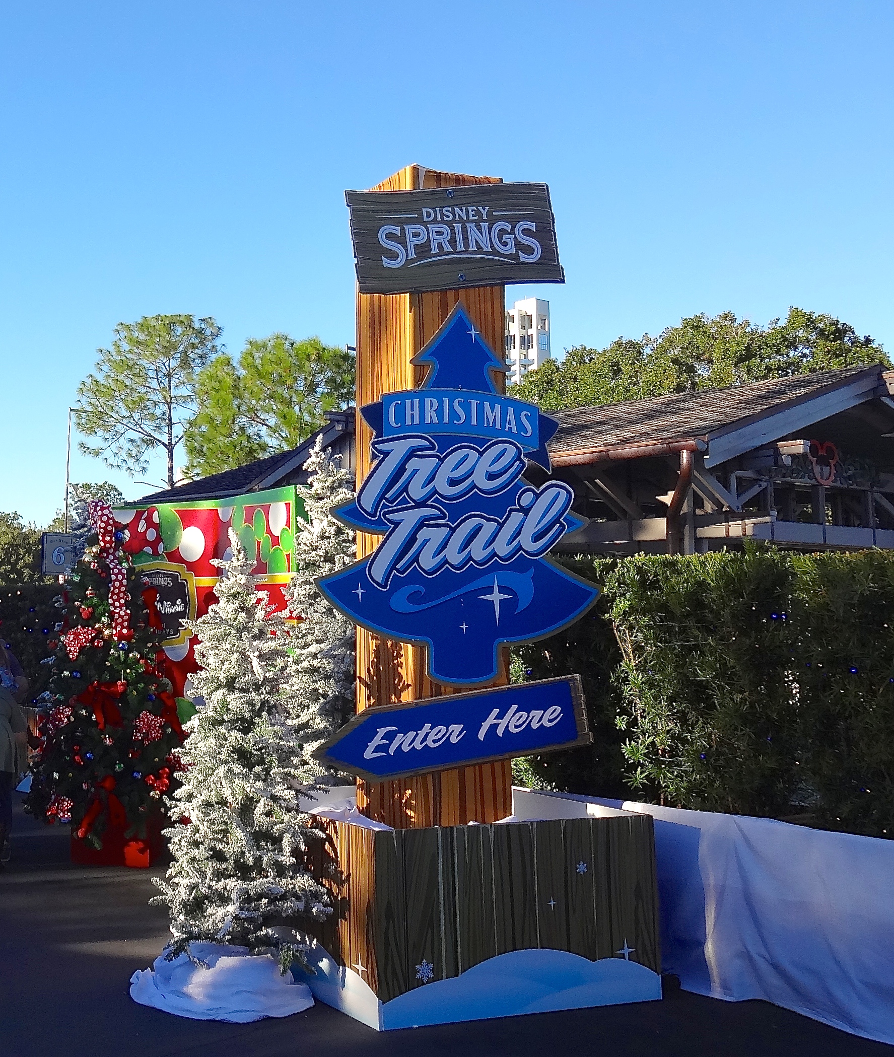 Christmas Tree Trail At Disney Springs - Review And Photo Tour | FunAndFork